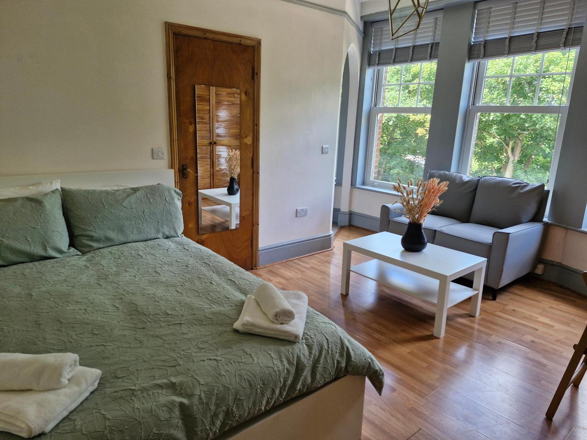 Bright Studio Apartment In A Perfect Location Londres Extérieur photo